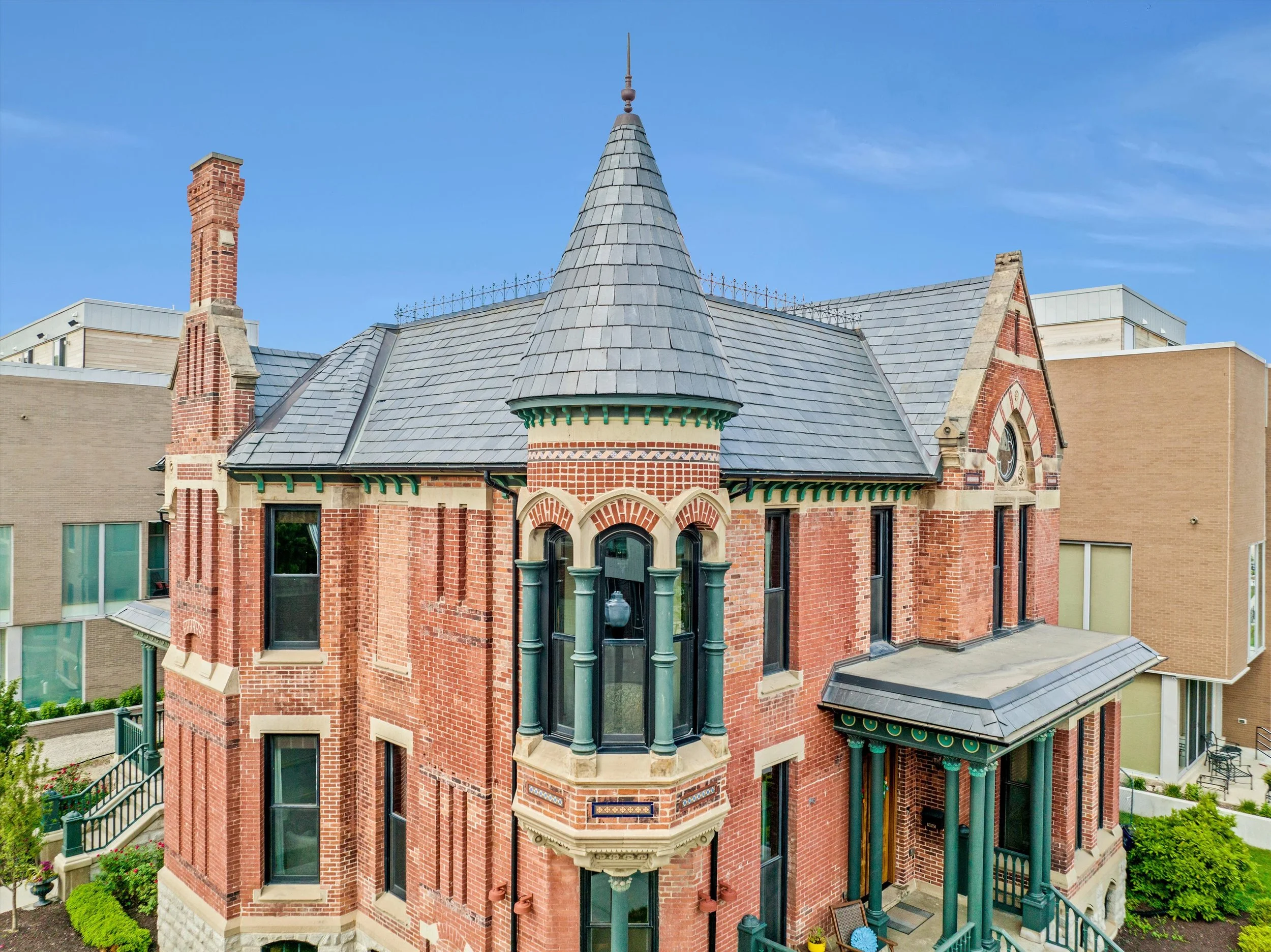 3 Bedroom Historic Brownstone FOR SALE – Ransom Gillis House